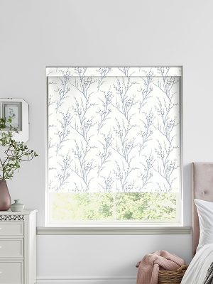 Pussy Willow Off White/Seaspray Roller Blind